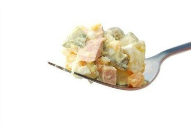 Оливье по-советски салат
