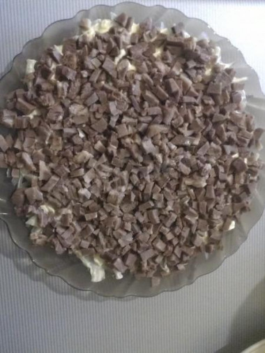 Рецепт - Мужской каприз торт салат - Шаг 9 -  2-й слой:    - майонез