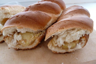 Горячий бутерброд с яблоками и сыром