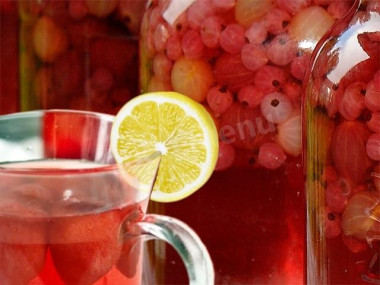 Компот из крыжовника с инжиром