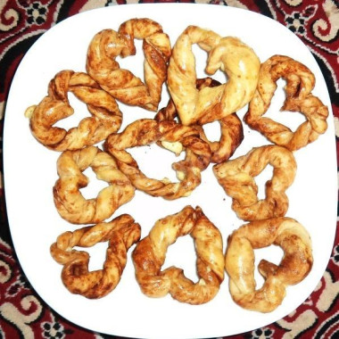 Постные булочки Сердечки с корицей на растительном масле