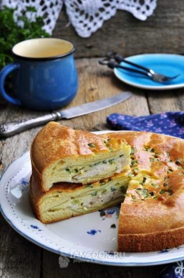 Заливной пирог с курицей и картошкой