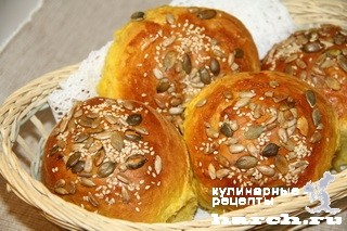 Пуховые булочки с тыквой