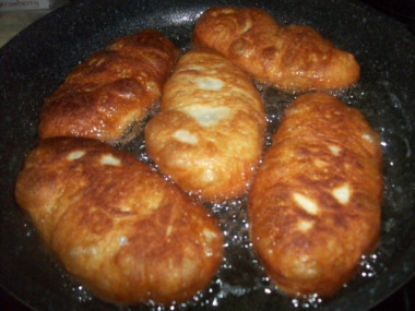 ЖАРЕНЫЕ ПИРОЖКИ  ЗАВАРНОЕ ТЕСТО.
