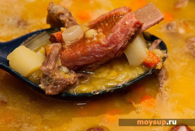 Гороховый суп с копченостями