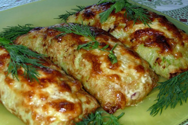 Запеченные кабачковые рулетики
