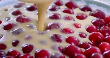 Французский клафути с вишней