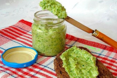 ЧЕСНОЧНЫЕ СТРЕЛКИ ВПРОК