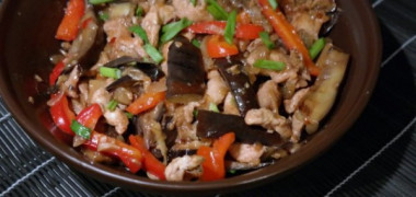 Курица с баклажанами по-китайски