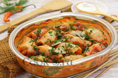 Голубцы в томатно-сметанном соусе (в духовке)