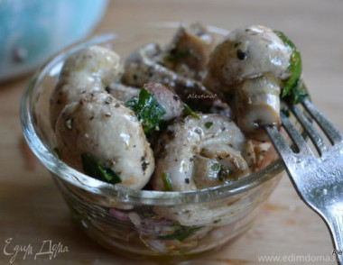 Маринованные шампиньоны