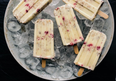 Parfait Pops with Vanilla Custard, Granola, and Raspberries