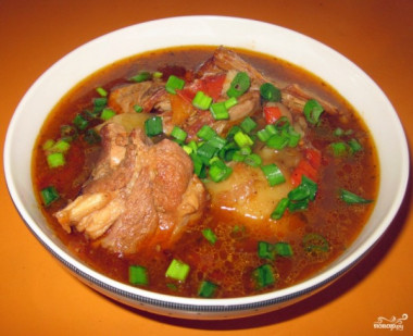 шурпа из свиных рёбрышек