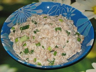 С мясом,луком и яйцами