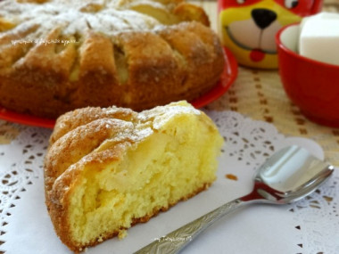 Шарлотка яблочная с корицей по-Корнуэльсзки