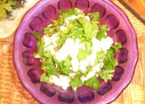 Салат с яйцами и сельдью