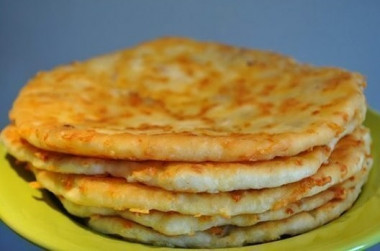 Сырные лепешки за 5 минут.