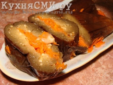 Баклажаны квашеные, фаршированные морковью с чесноком
