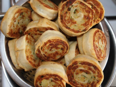 Картофельные рулетики