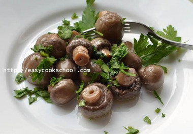 Маринoванныe шампиньoны