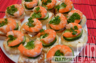 Канапе с креветками