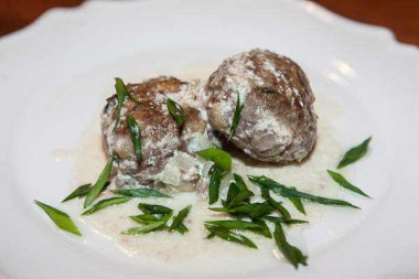 Биточки с грибами