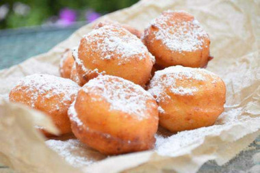 Творожные пончики