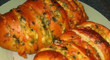Батон чесночный с сыром
