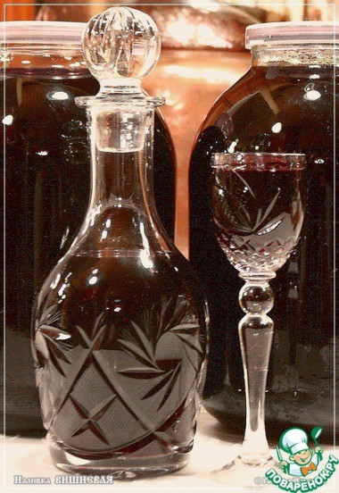 Наливка вишневая