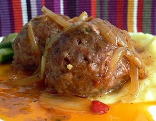 Простые мясные фрикадельки