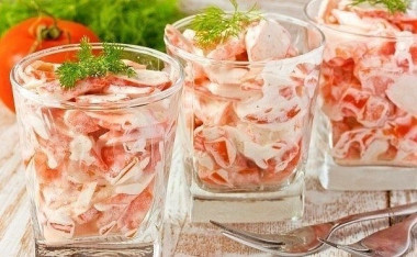 Салат с крабовыми палочками