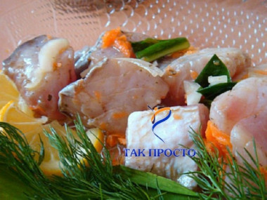 маринованный толстолобик