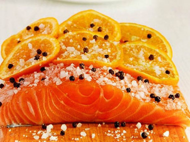 Форель маринованная с апельсинами