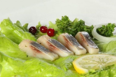 Селёдочка соленая по-домашнему