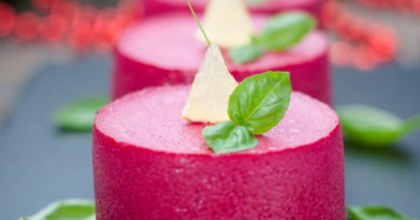 Свекольный чизкейк с форелью