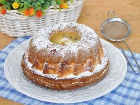  Пирог с творогом и вишней