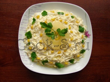 Курица с ананасом и кукурузой