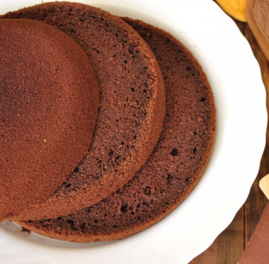 Шоколадный шифоновый бисквит