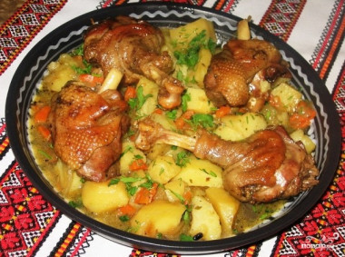 Жаркое из утки в духовке
