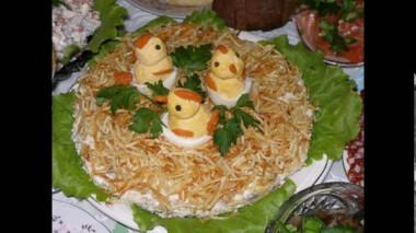 Салат «кукушкино гнездо»