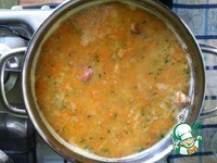 Гороховый суп с копчеными ребрышками