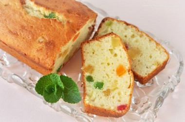 Кекс с цукатами