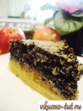 Мазурек с яблоками и маком