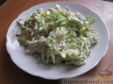 Салат из пекинской капусты с курицей