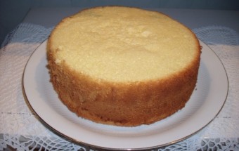 Бисквит в кастрюле