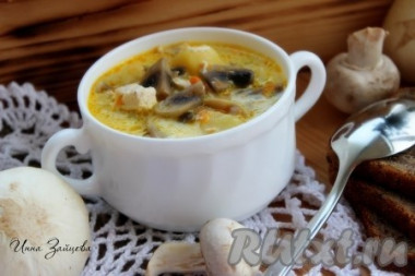 Сырный суп с курицей и шампиньонами