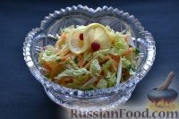 Салат из пекинской капусты с яблоком и морковью