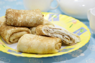 Блины с творогом и кокосом 
