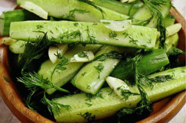 Как молосолить огурцы за 15 минут