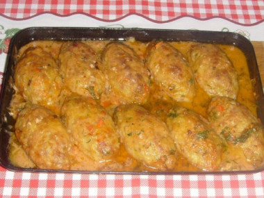 Ленивые голубцы в томатно-сметанном соусе